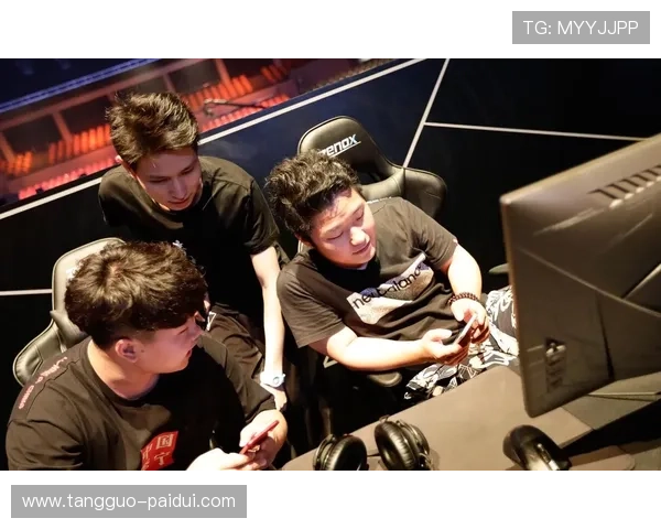 OMG战队最强辅助实战直播高能操作